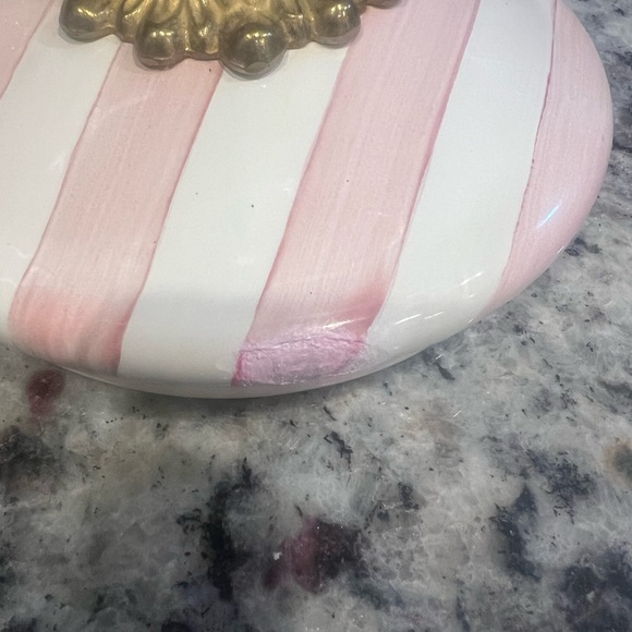 Mackenzie-Childs Bathing Hut Squash Pot. Rare and retired. One REPAIR! - Picture 10 of 11